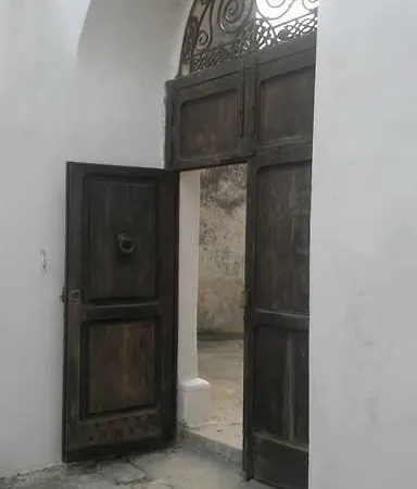 بيت ضيافة Palazzo Capozza سترونغولي