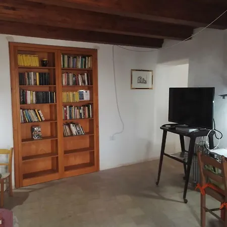 Palazzo Capozza Guest house Strongoli